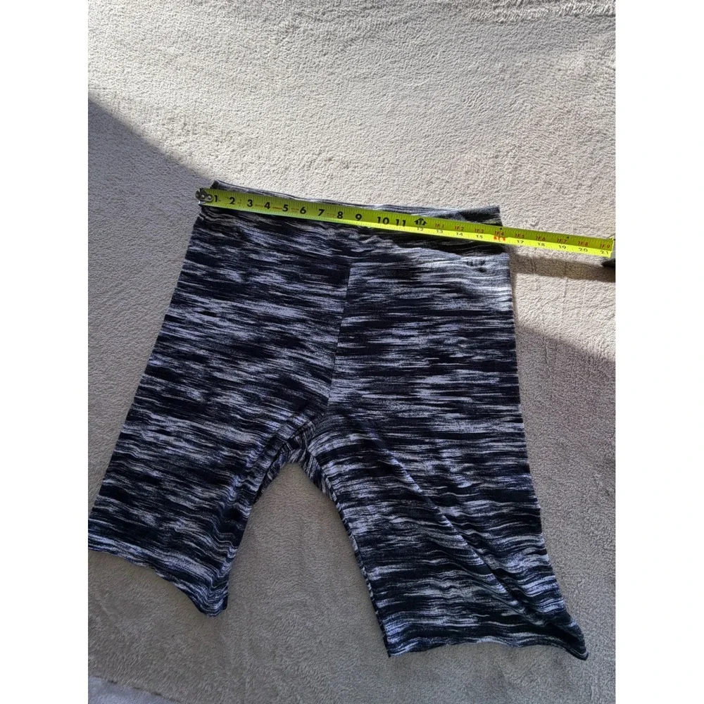 Terra & Sky Biker Shorts Womens 0X 14W Black White Space Dye Active